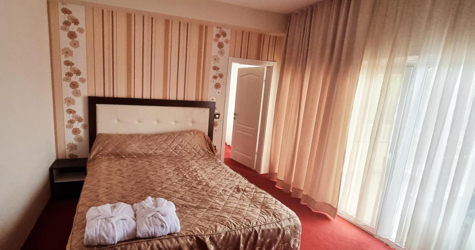 Hotel Bluebell Ohrid Exterior foto